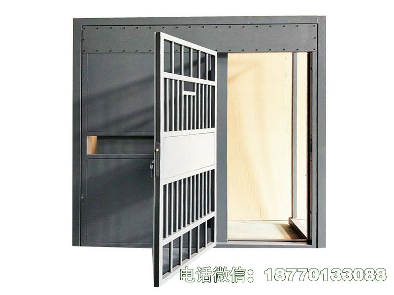 镇巴县监所铁门