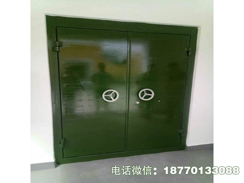 城中枪库室枪弹库房门